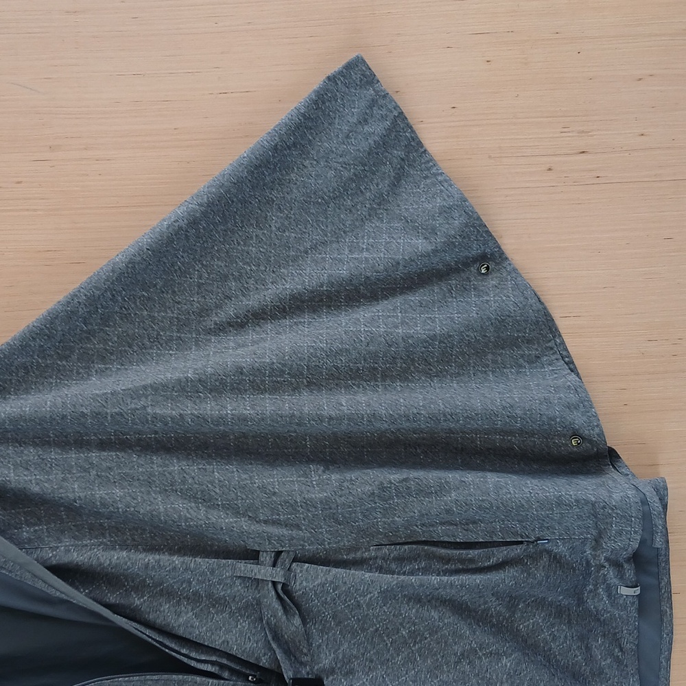 Novara poncho - Picture 4 of 10